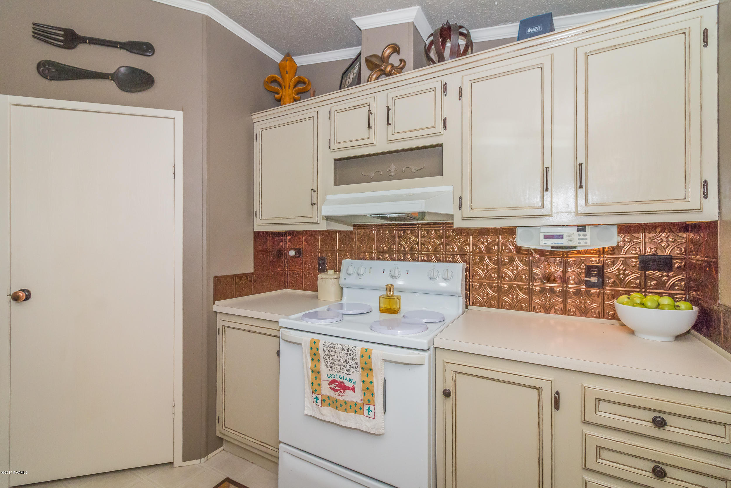 437 Benoit Road Carencro, LA 70520 - Photo 17 of 34 Gallery Image 17