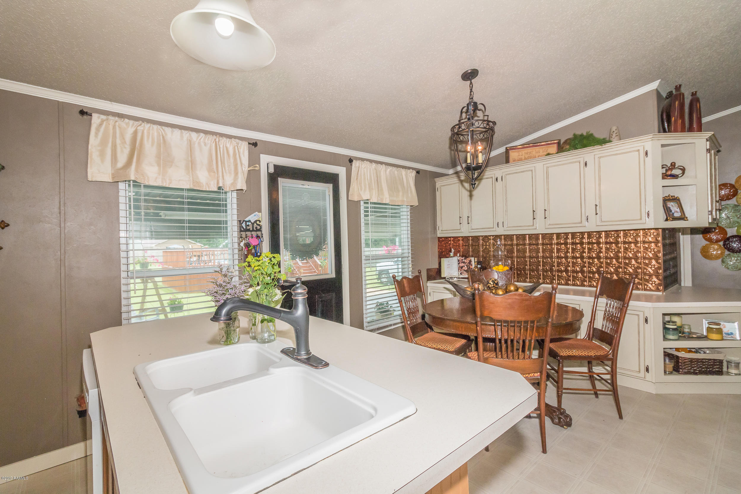 437 Benoit Road Carencro, LA 70520 - Photo 18 of 34 Gallery Image 18