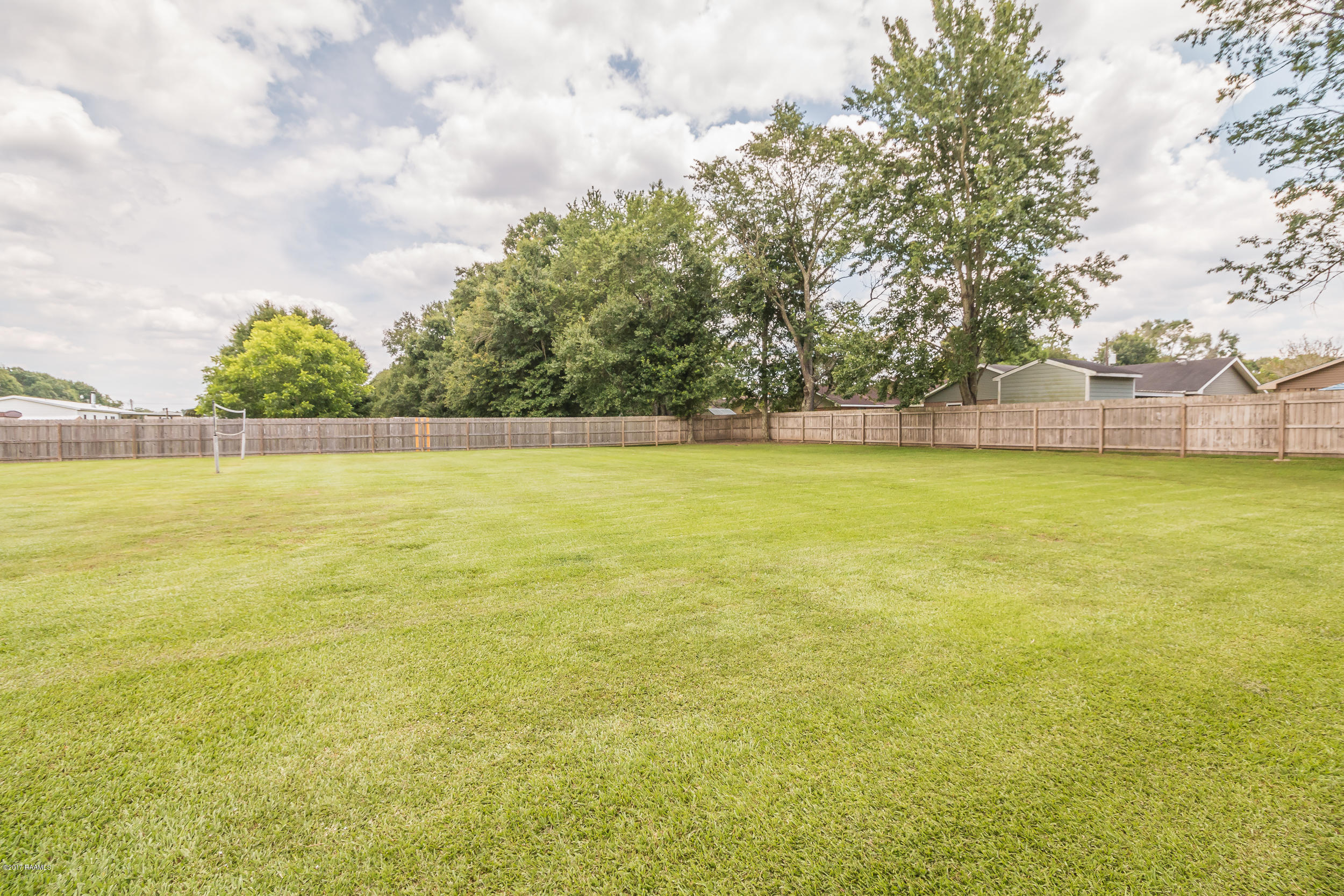 437 Benoit Road Carencro, LA 70520 - Photo 6 of 34 Gallery Image 6