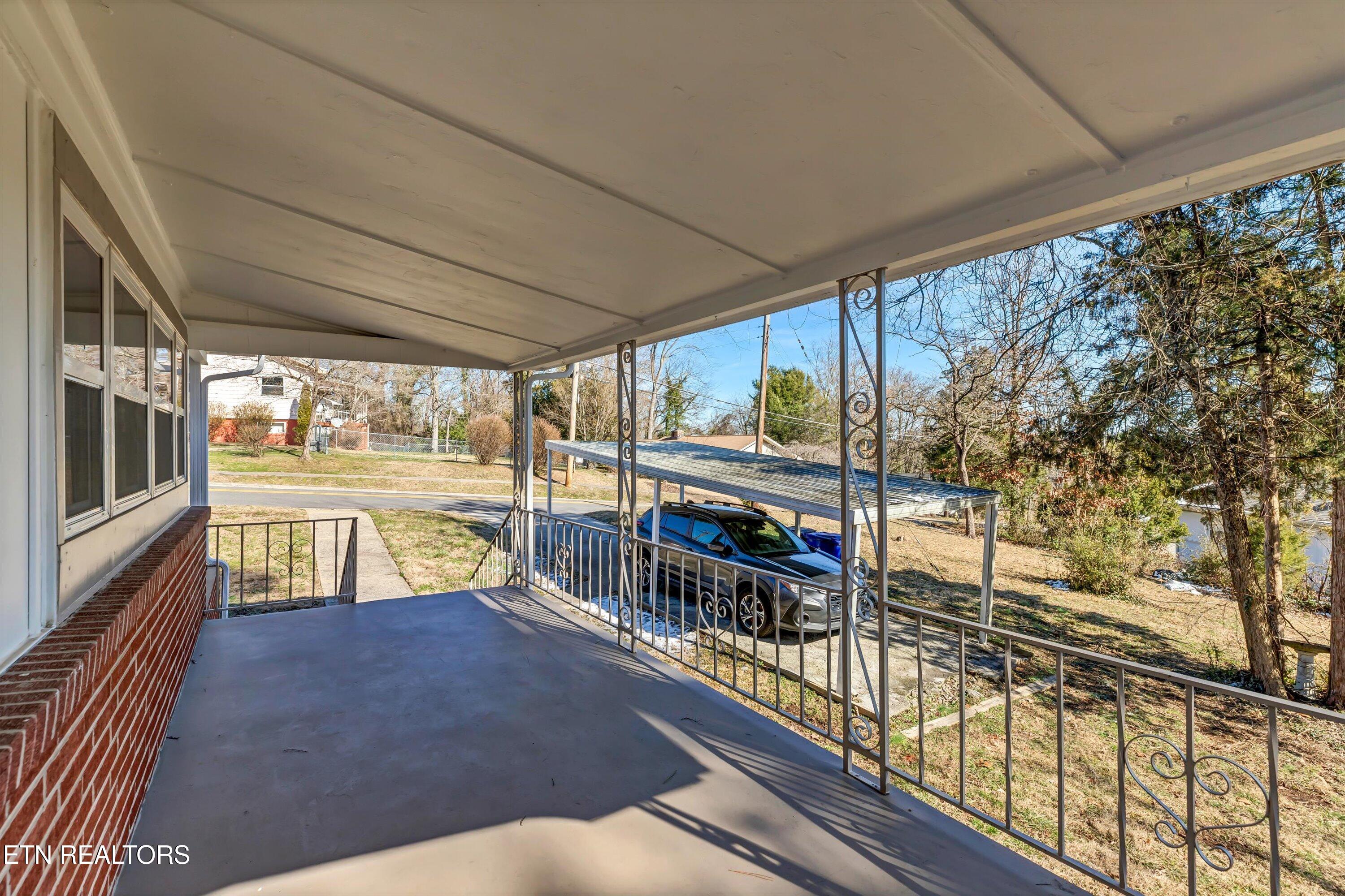 201 Outer Drive Oak Ridge, TN 37830 - Photo 23 of 27 23-201 Outer Dr-23