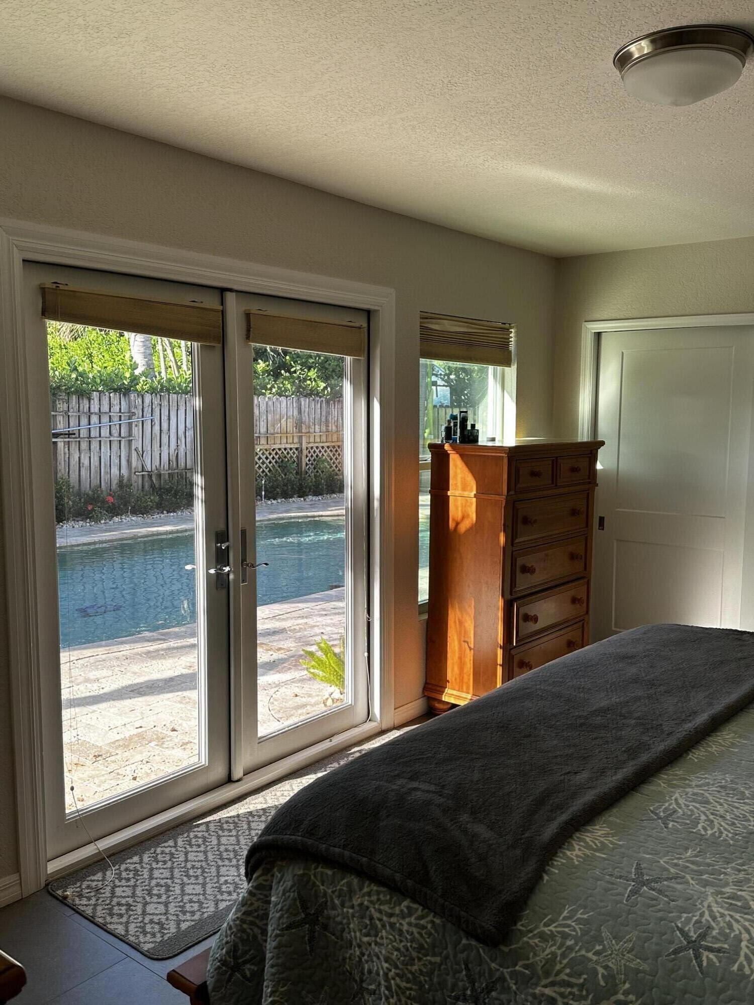 2500 Northeast 9th Street Pompano Beach, FL 33062 - Photo 4 of 10 IMG_6364