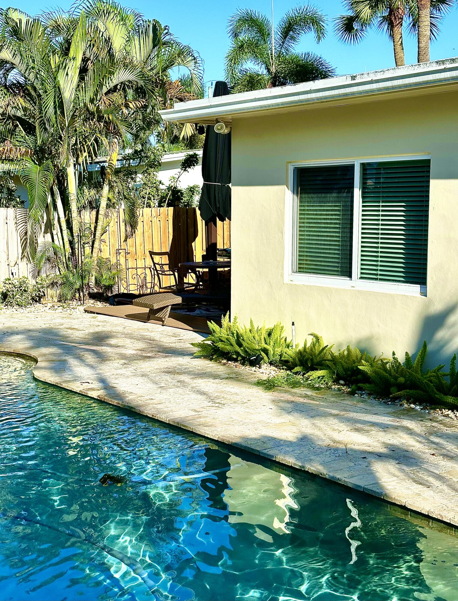 2500 Northeast 9th Street Pompano Beach, FL 33062 - Photo 6 of 10 IMG_6375