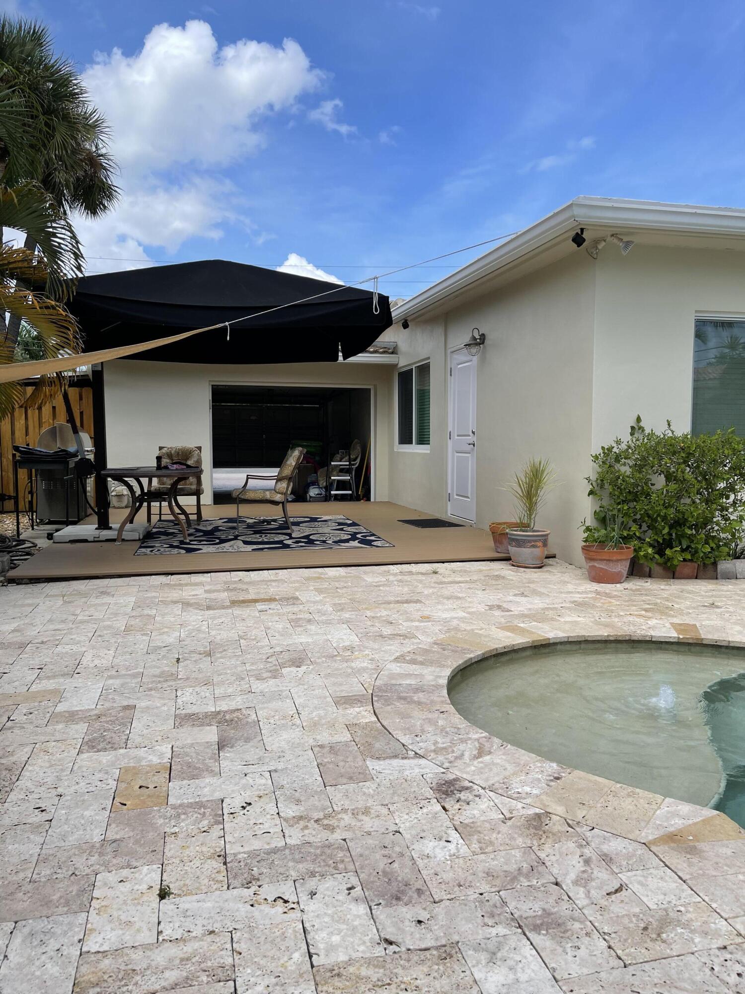 2500 Northeast 9th Street Pompano Beach, FL 33062 - Photo 9 of 10 IMG_3503