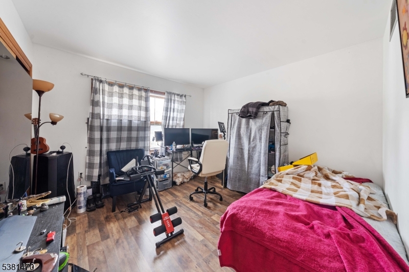 1 Hall Street Piscataway, NJ 08854 - Photo 11 of 21 a bed room with two beds and a window
