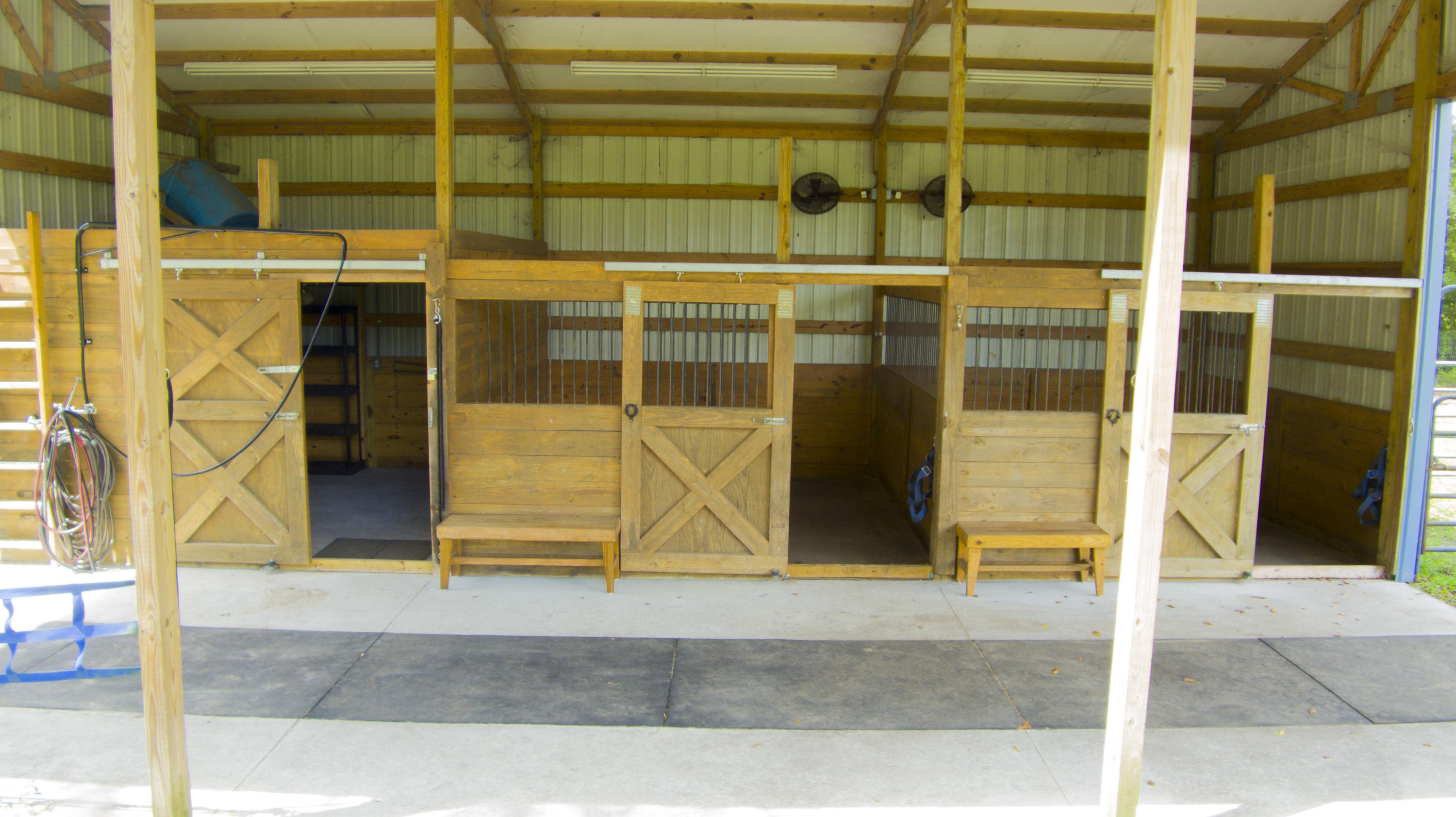 4455 Red Oak Road Cottageville, SC 29435 - Photo 28 of 41 2 Stalls and Tack Room