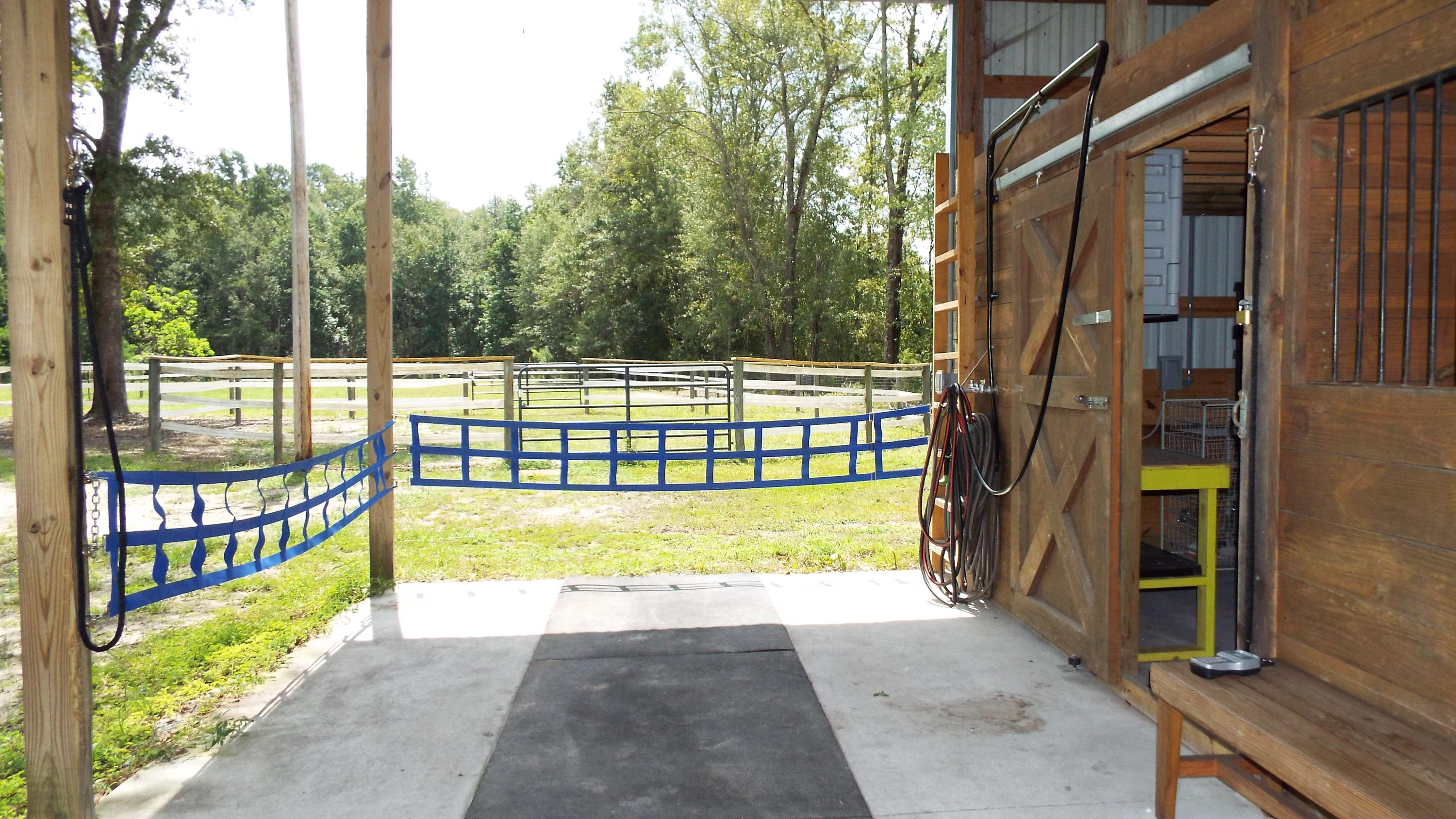 4455 Red Oak Road Cottageville, SC 29435 - Photo 36 of 41 Concrete Flooring w/ indented mats