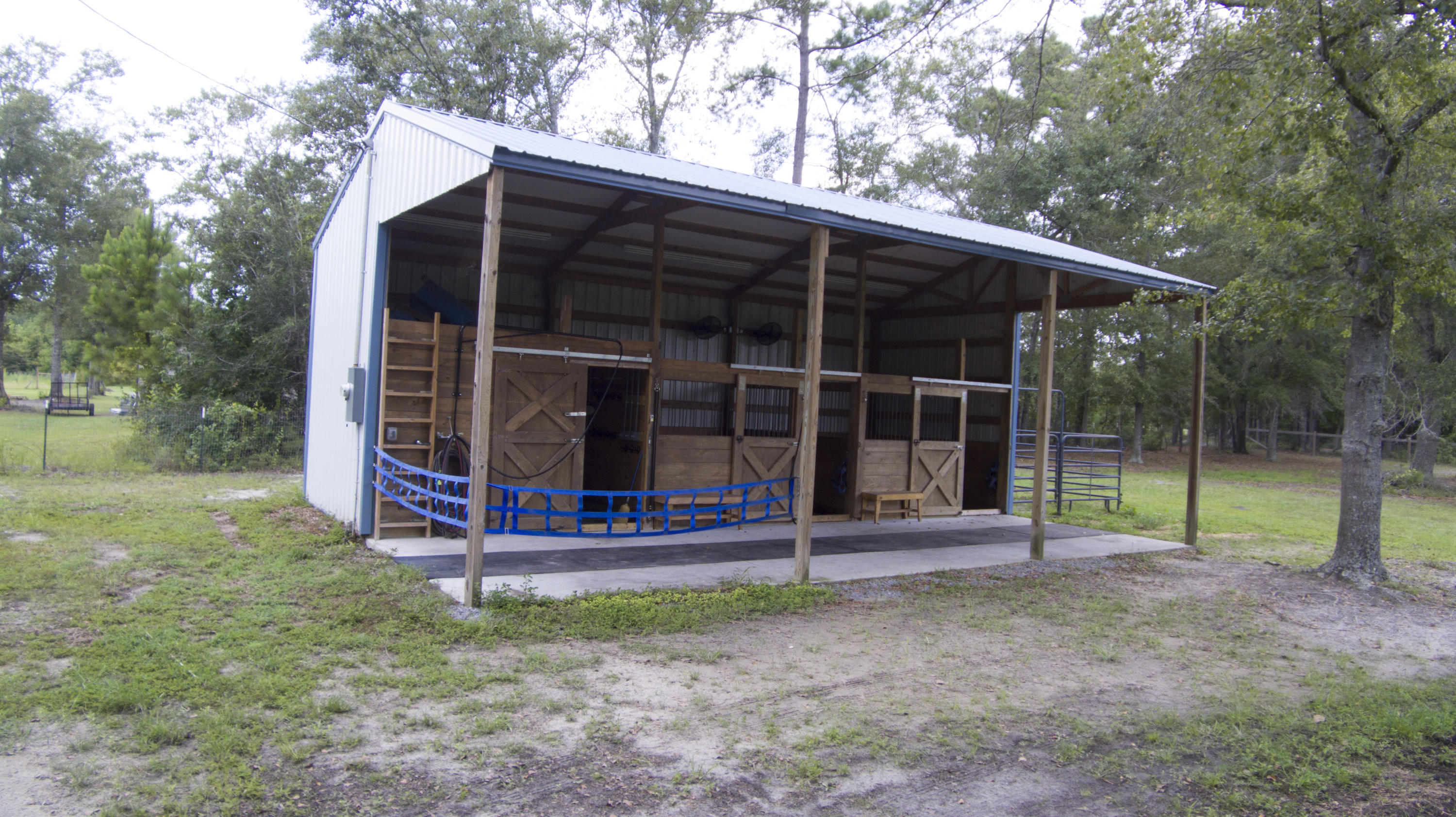 4455 Red Oak Road Cottageville, SC 29435 - Photo 5 of 41 Horse Barn