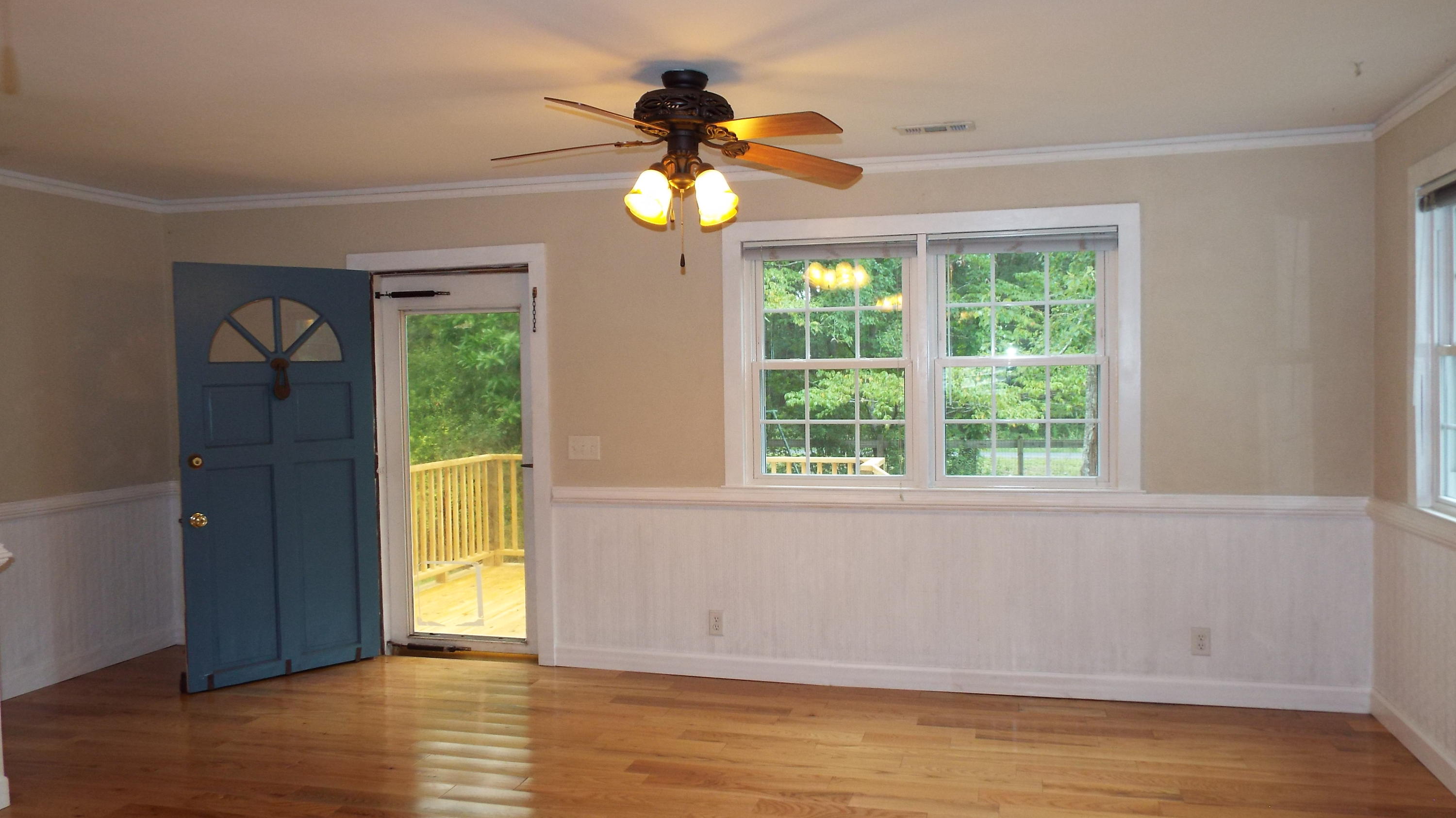 4455 Red Oak Road Cottageville, SC 29435 - Photo 10 of 41 Family Room