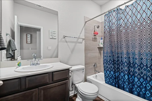 $2,800 | 1642 Homestead Farms Drive, Round Rock, TX 78665