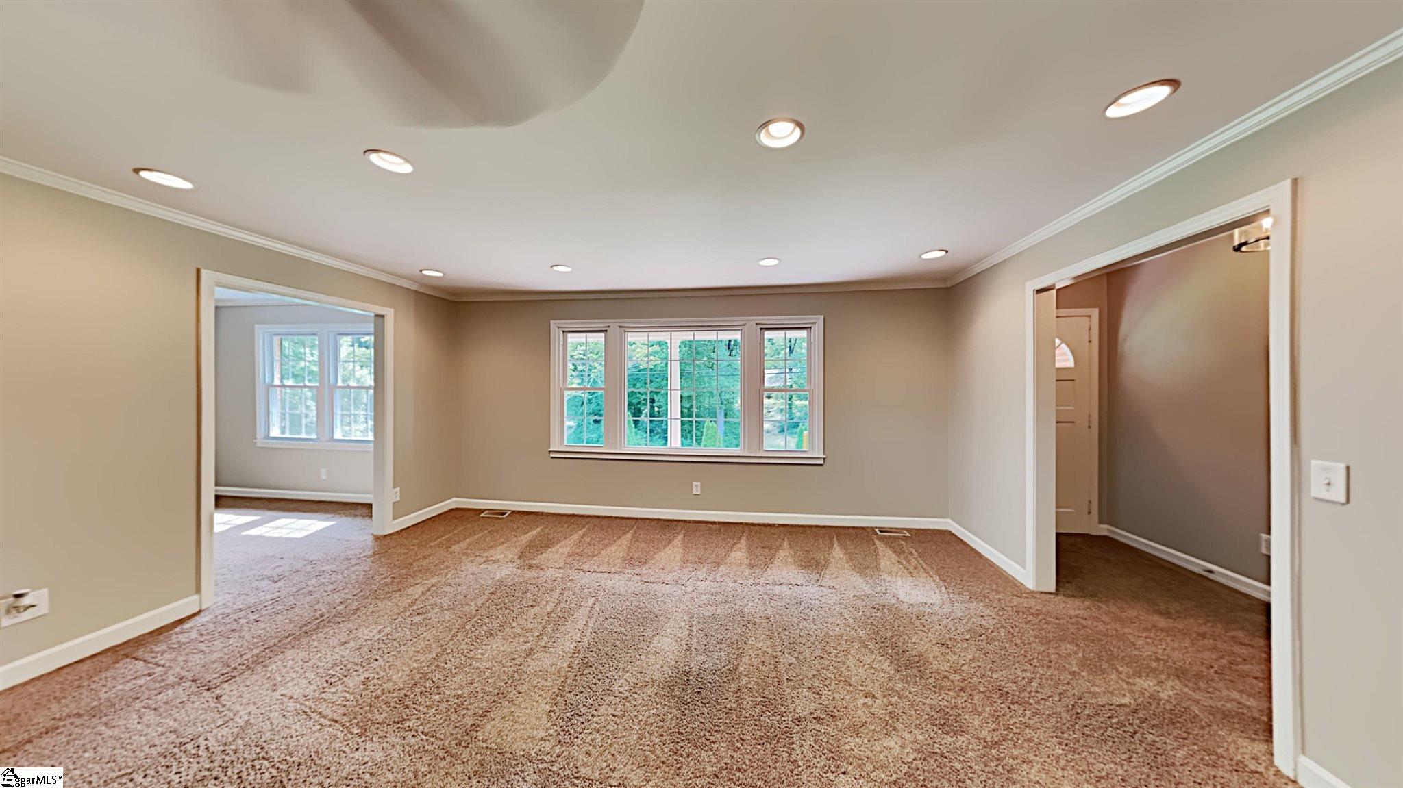 200 Elmhurst Road Greenville, SC 29611 - Photo 2 of 21 Gallery Image 2