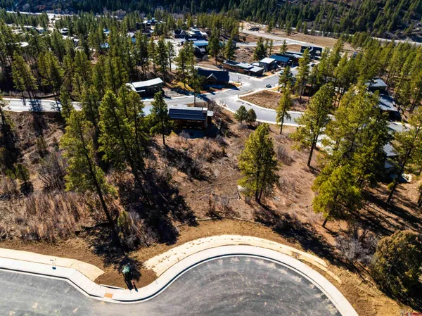 a picture of city view