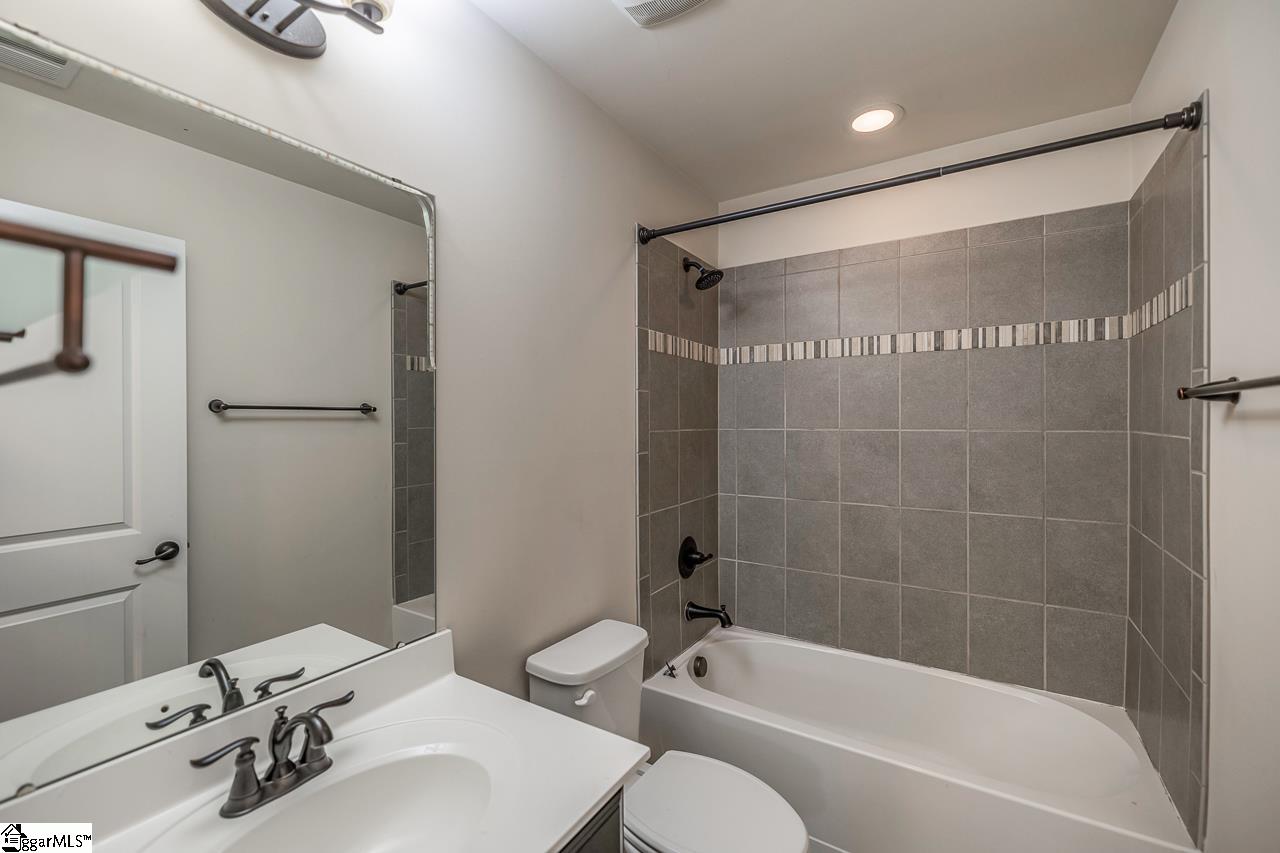 443 Christiane Way Greenville, SC 29607 - Photo 14 of 23 Gallery Image 14
