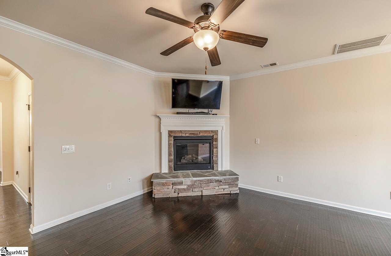 443 Christiane Way Greenville, SC 29607 - Photo 5 of 23 Gallery Image 5