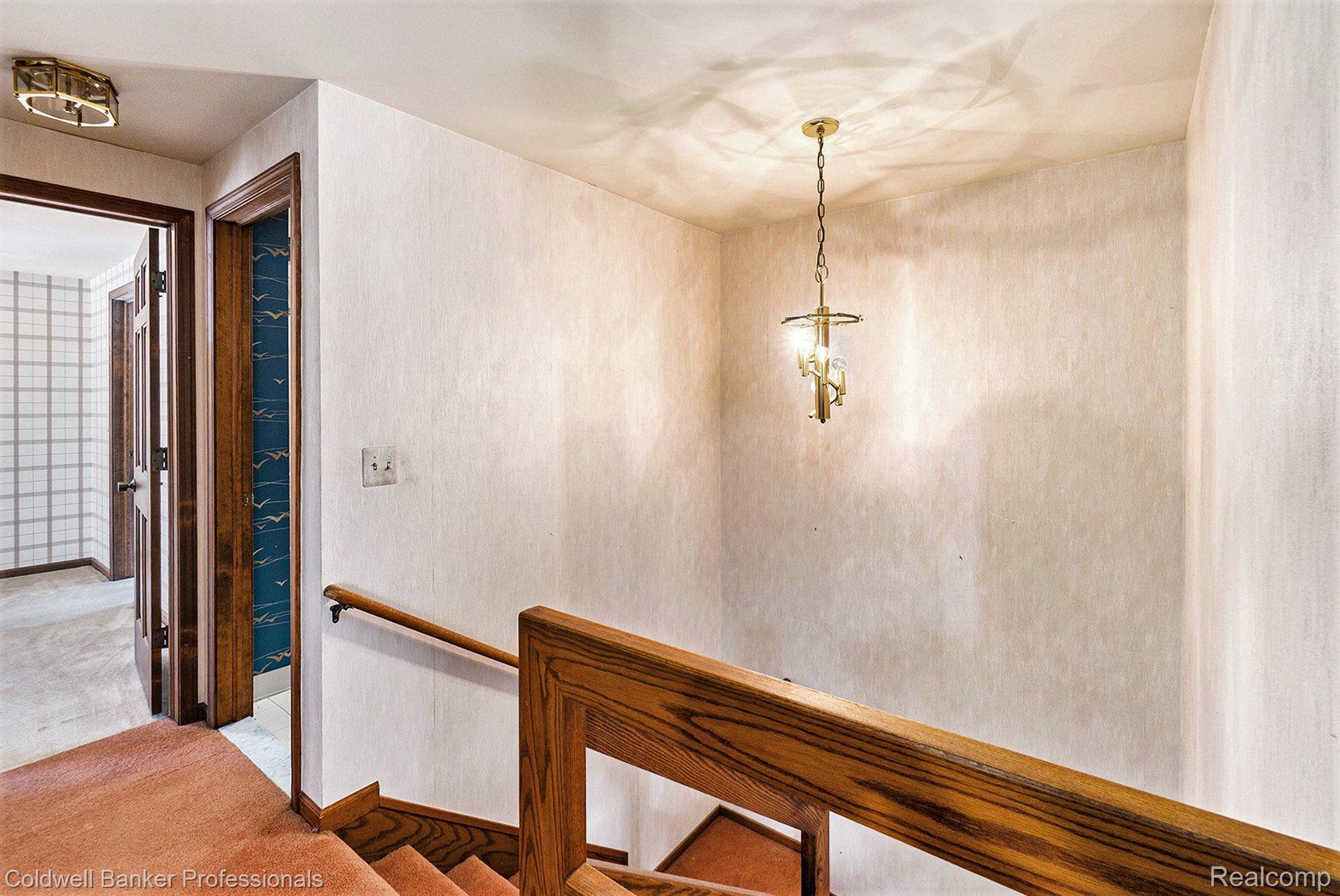 1754 Thomas Rochester, MI 48309 - Photo 12 of 36 Gallery Image 12