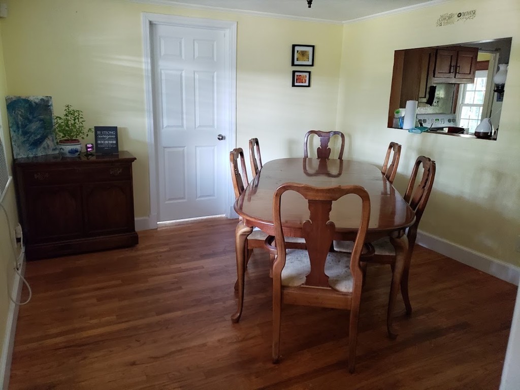 369 Main Street Saugus, MA 01906 - Photo 5 of 7 Gallery Image 5