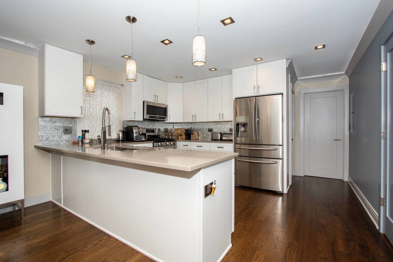 2441 Budd Street River Grove, IL 60171 - Photo 12 of 31