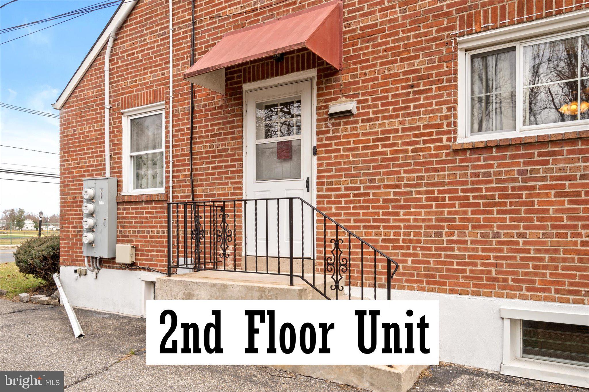 2035 Hamilton Avenue Hamilton, NJ 08619 - Photo 20 of 53 2nd Floor unit private entrance