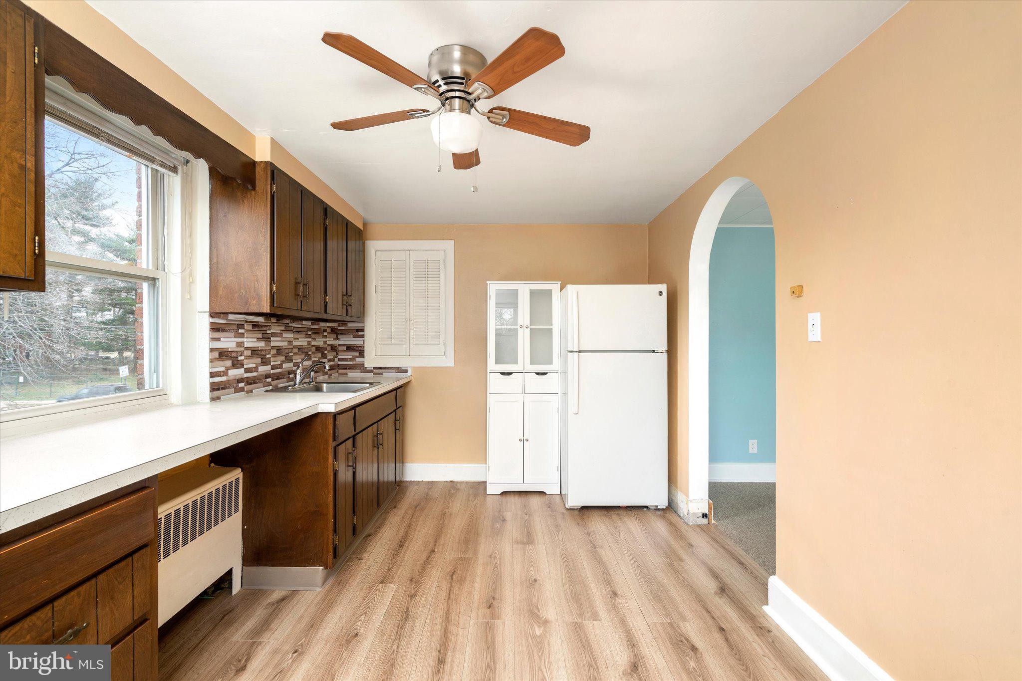 2035 Hamilton Avenue Hamilton, NJ 08619 - Photo 27 of 53 Kitchen