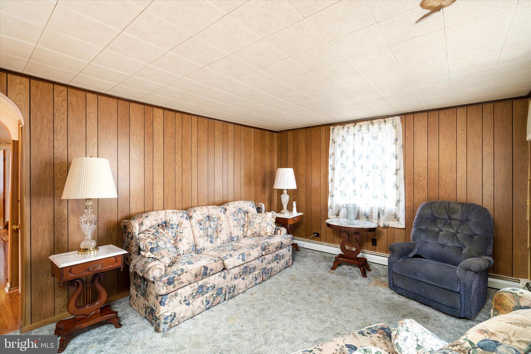 2035 Hamilton Avenue Hamilton, NJ 08619 - Photo 4 of 53 living room