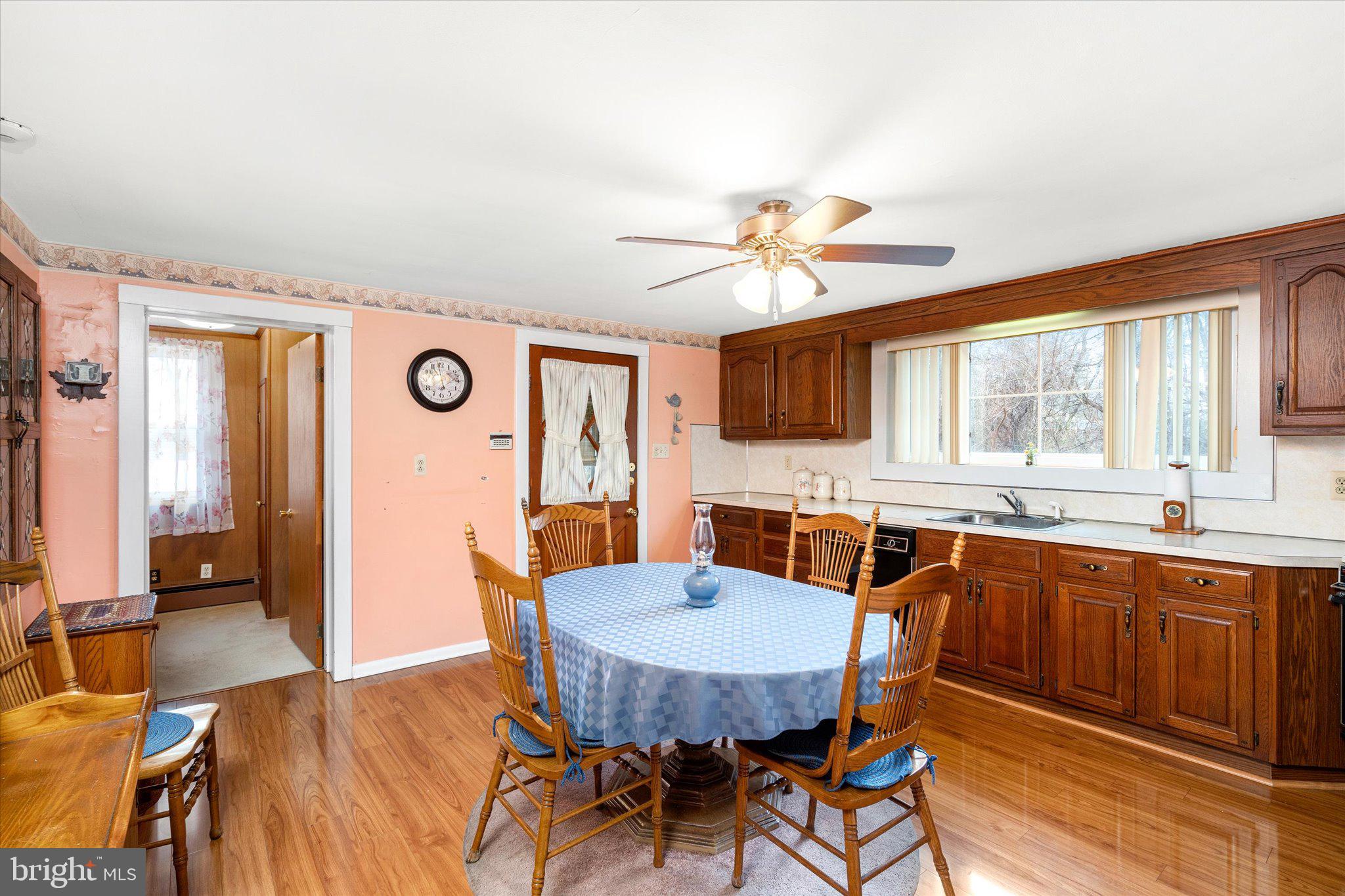 2035 Hamilton Avenue Hamilton, NJ 08619 - Photo 7 of 53 Kitchen