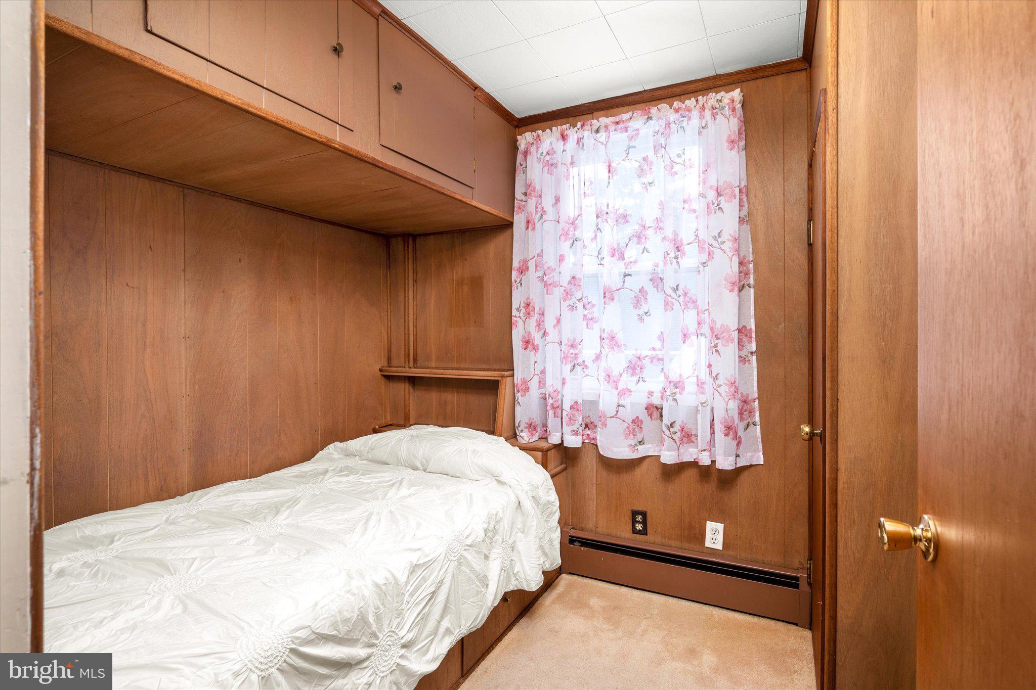 2035 Hamilton Avenue Hamilton, NJ 08619 - Photo 10 of 53 Bedroom off Kitchen