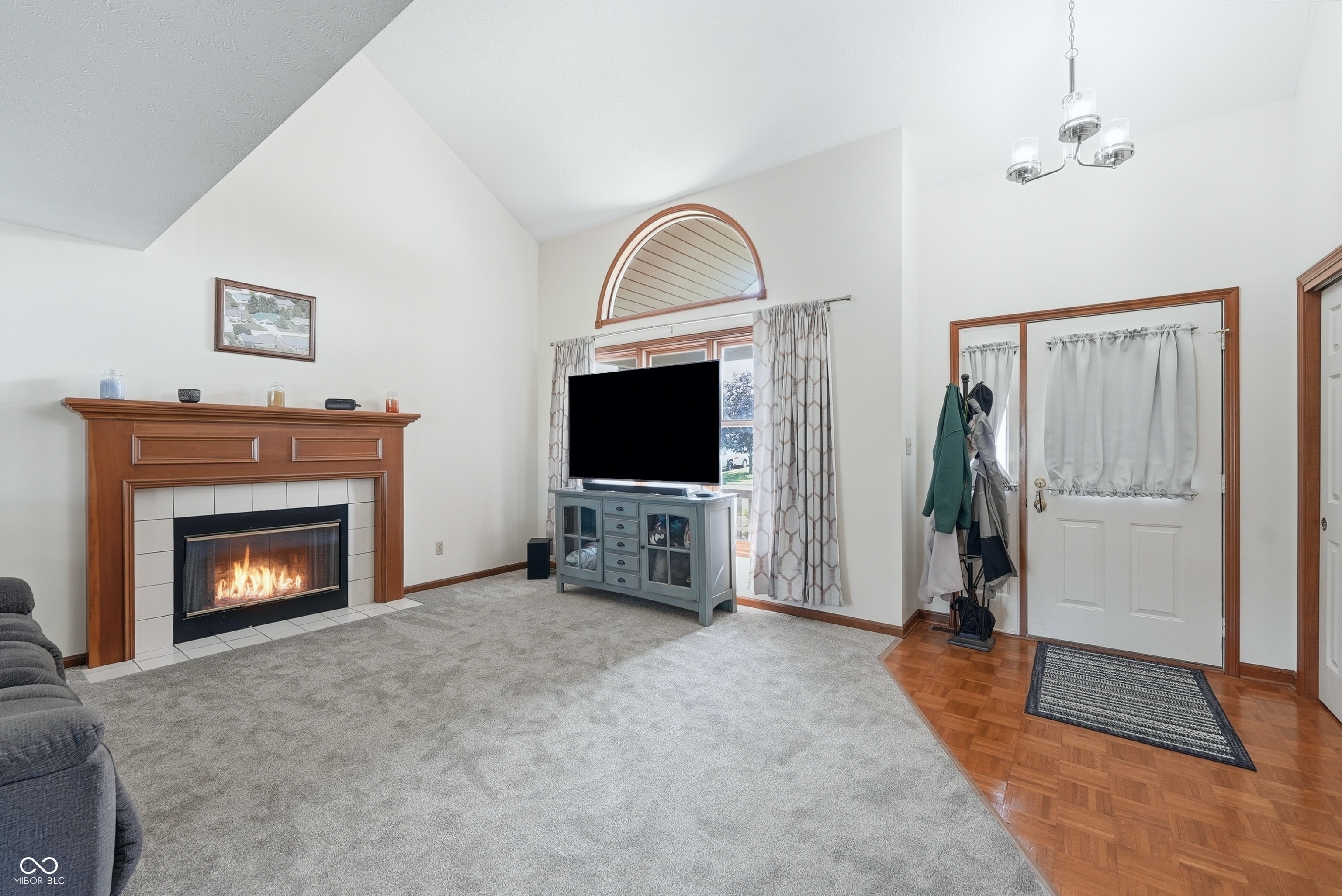 8749 Carriage Lane Pendleton, IN 46064 - Photo 7 of 44