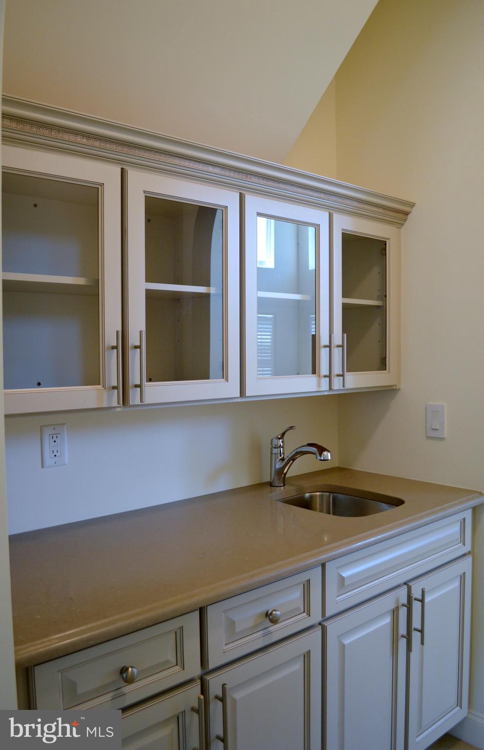 70 Emerald Road Robbinsville, NJ 08691 - Photo 10 of 25 Butler's Pantry