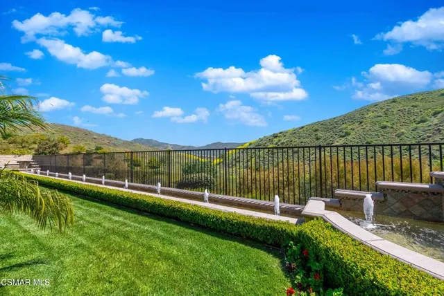 $1,999,999 | 3194 Sunset Hills Boulevard, Thousand Oaks, CA 91362