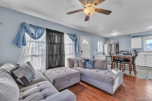 26772 Colgate Street Inkster, MI 48141 - Photo 4 of 24