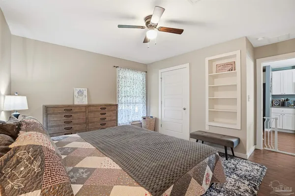 $225,000 | 402 Front Street, Century, FL 32535