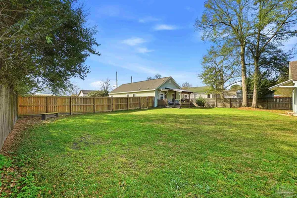 $225,000 | 402 Front Street, Century, FL 32535