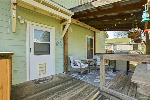 $225,000 | 402 Front Street, Century, FL 32535