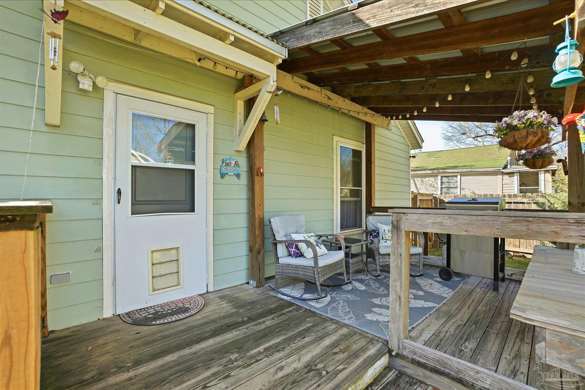 402 Front Street Century, FL 32535 - Photo 44 of 48 a outdoor living space with furniture