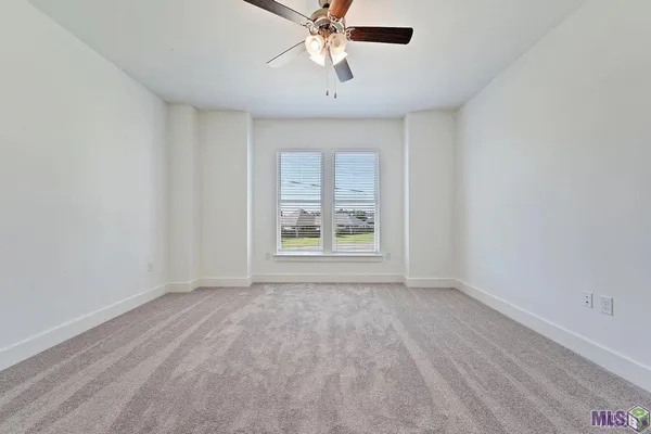 $2,800 | 601 Lake Shelf Drive, Baton Rouge, LA 70820