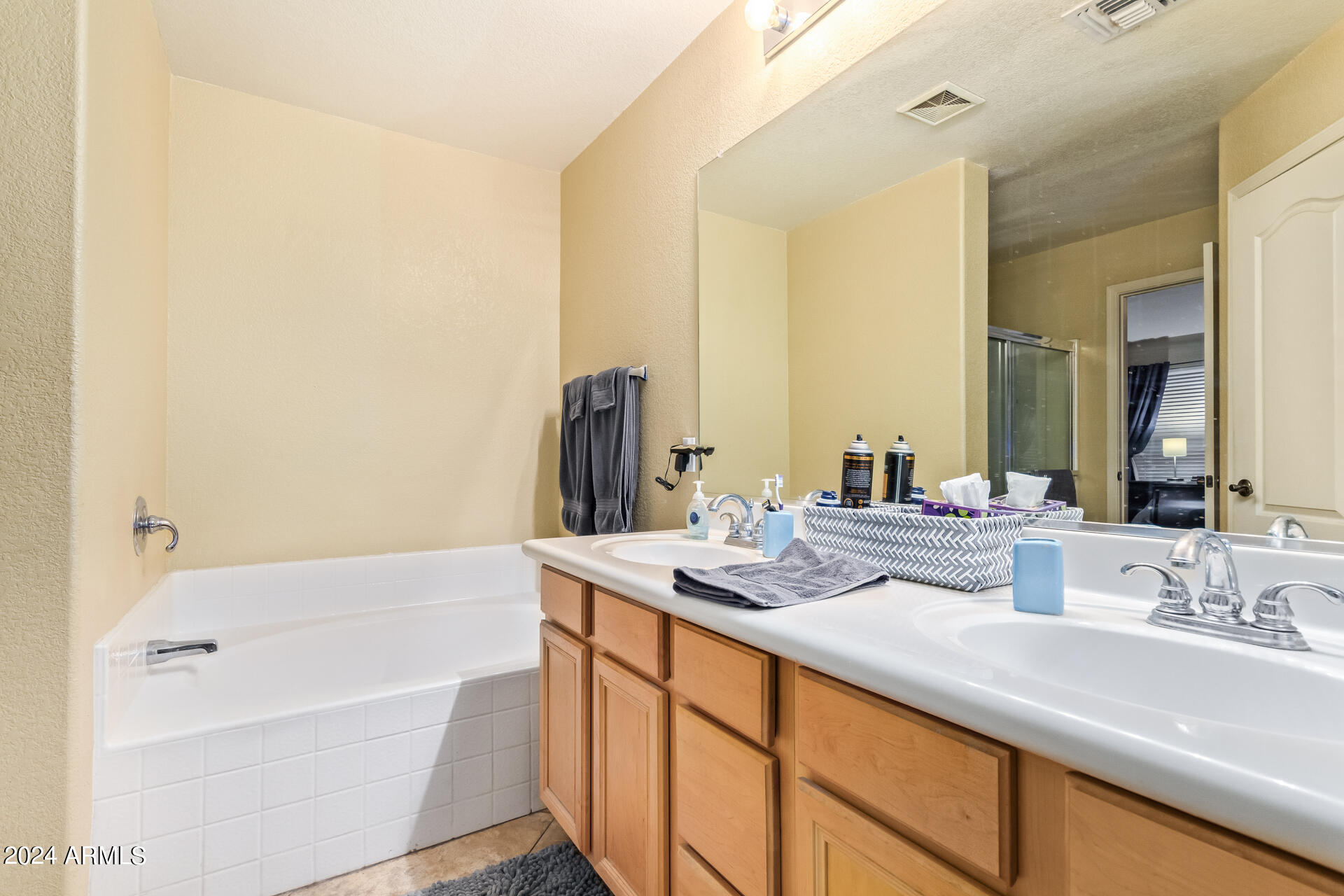 2125 West Carson Road Phoenix, AZ 85041 - Photo 23 of 36 26 - Carson