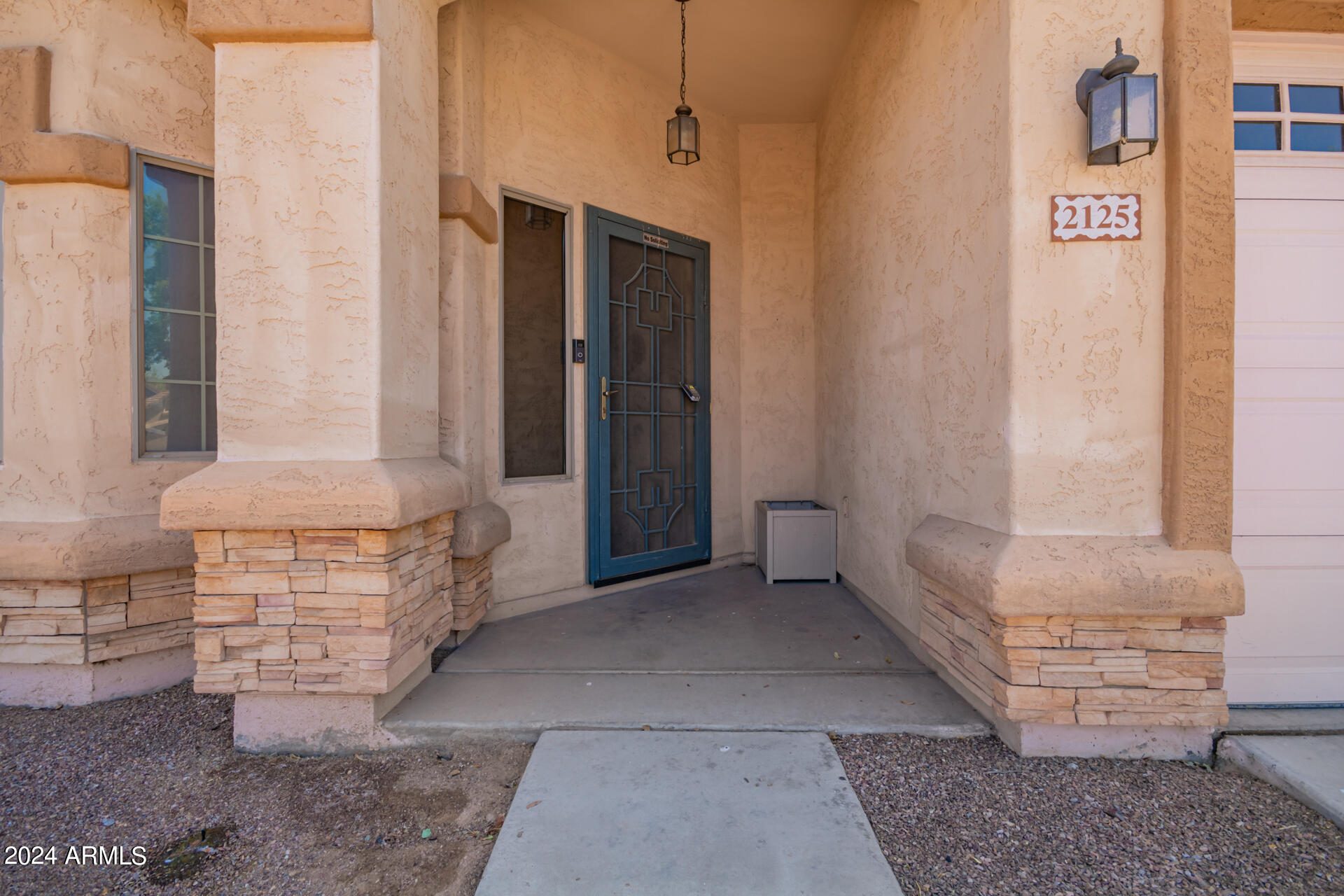 2125 West Carson Road Phoenix, AZ 85041 - Photo 5 of 36 07 - Carson