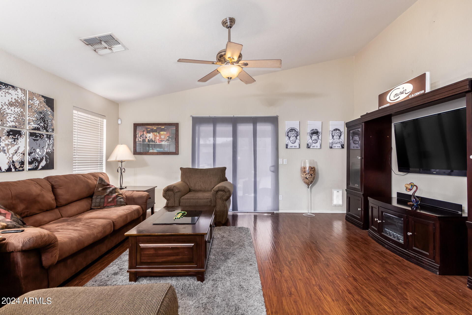 2125 West Carson Road Phoenix, AZ 85041 - Photo 10 of 36 12 - Carson