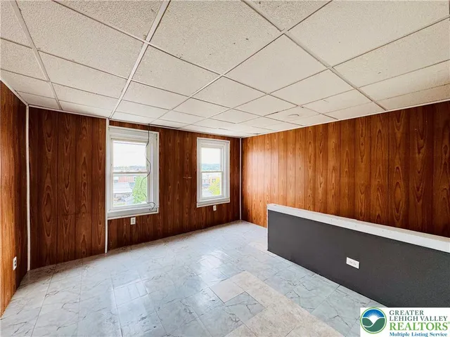 $1,995 | 637 North Penn Street, Allentown, PA 18102