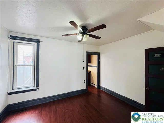 $1,995 | 637 North Penn Street, Allentown, PA 18102