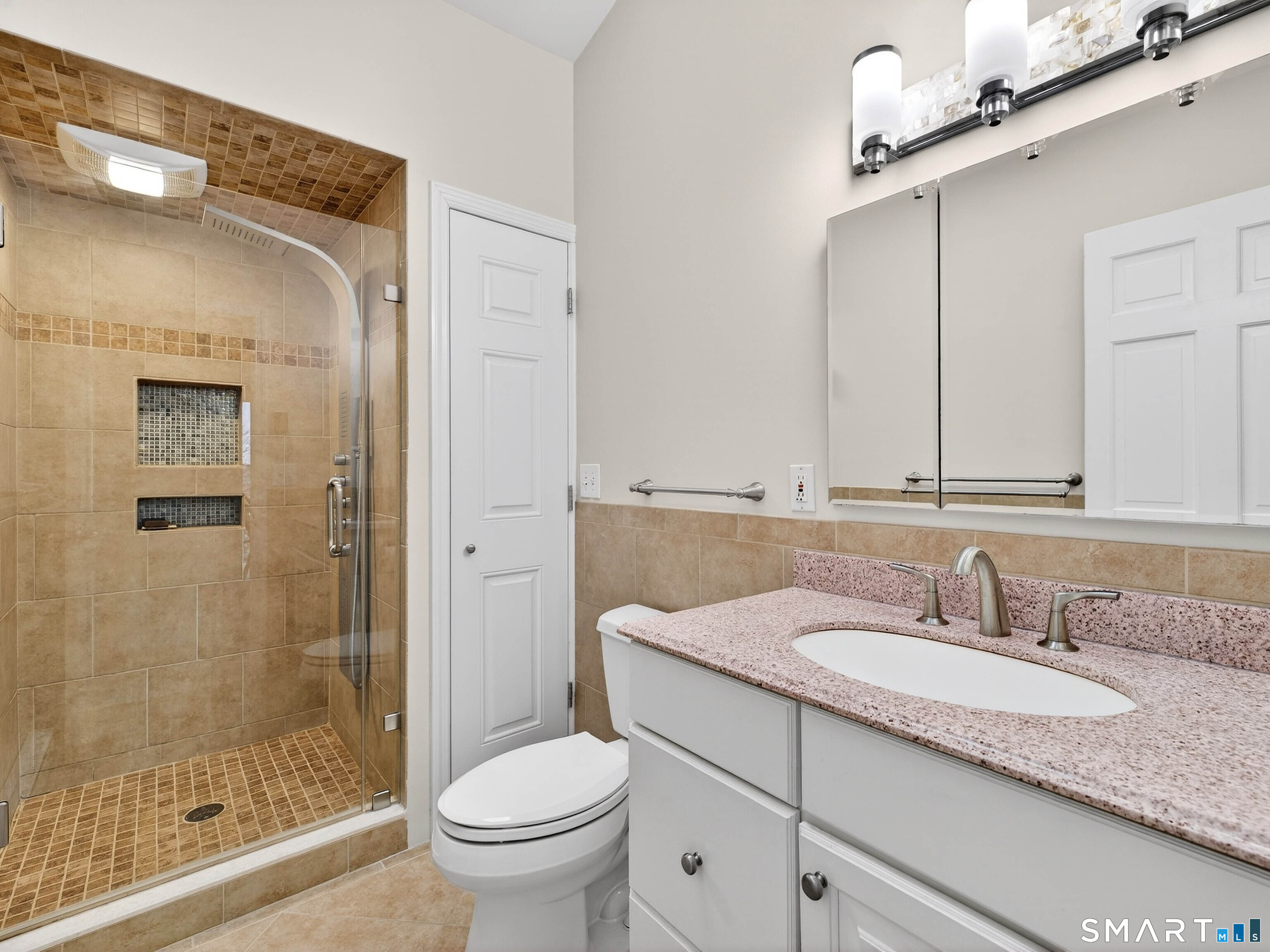 18 Noble Avenue Groton, CT 06340 - Photo 18 of 40