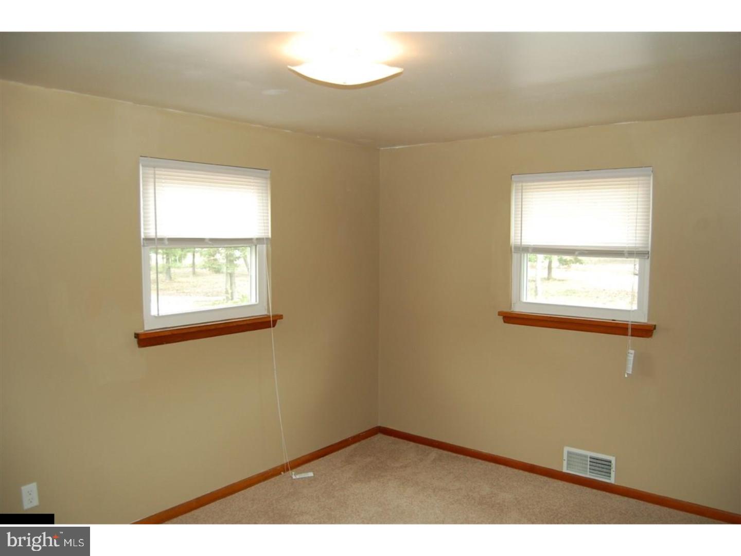 82 Seabreeze Road Bridgeton, NJ 08302 - Photo 14 of 25 Bedroom