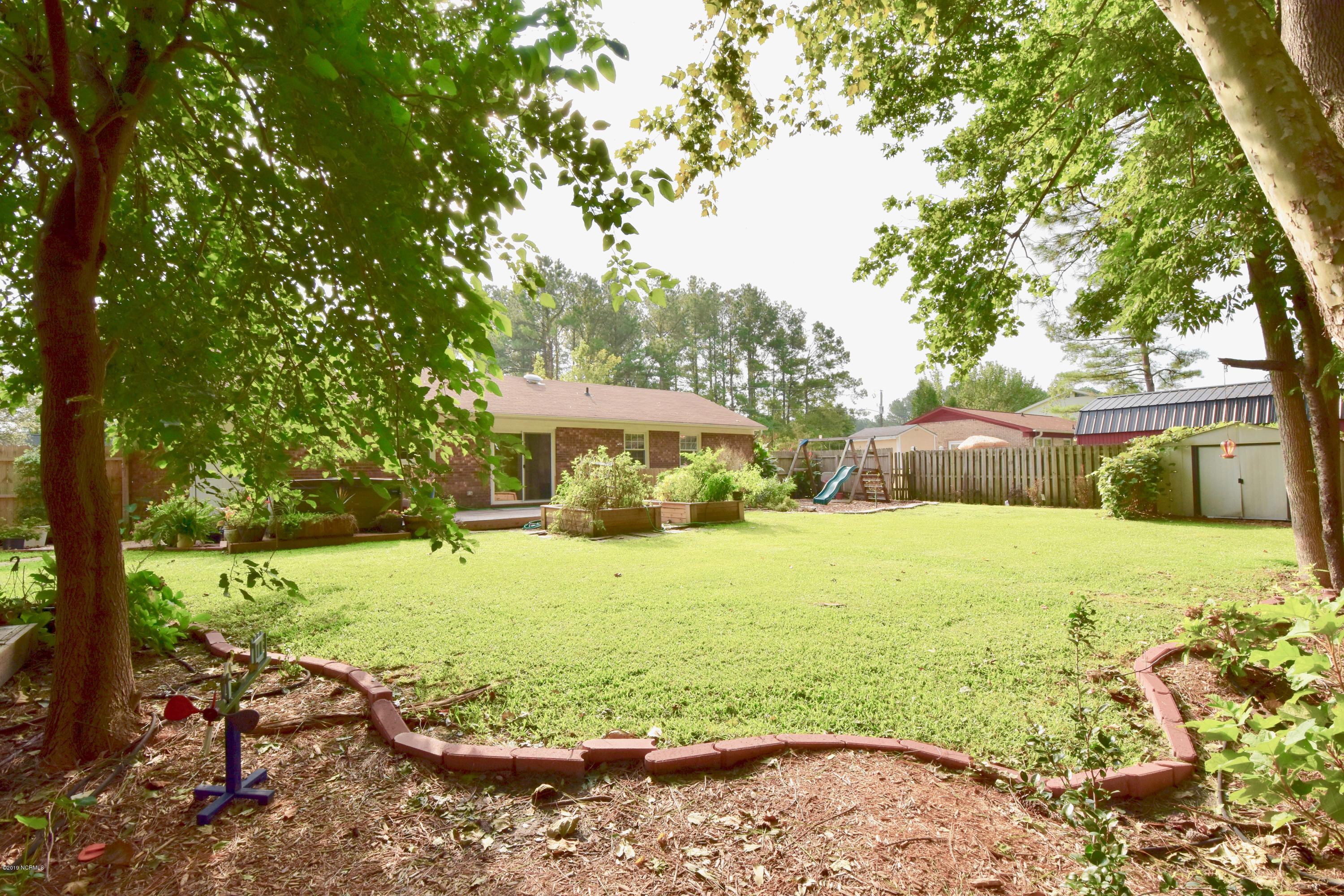 7 Logan Road Castle Hayne, NC 28429 - Photo 24 of 41 HUGE backyard!