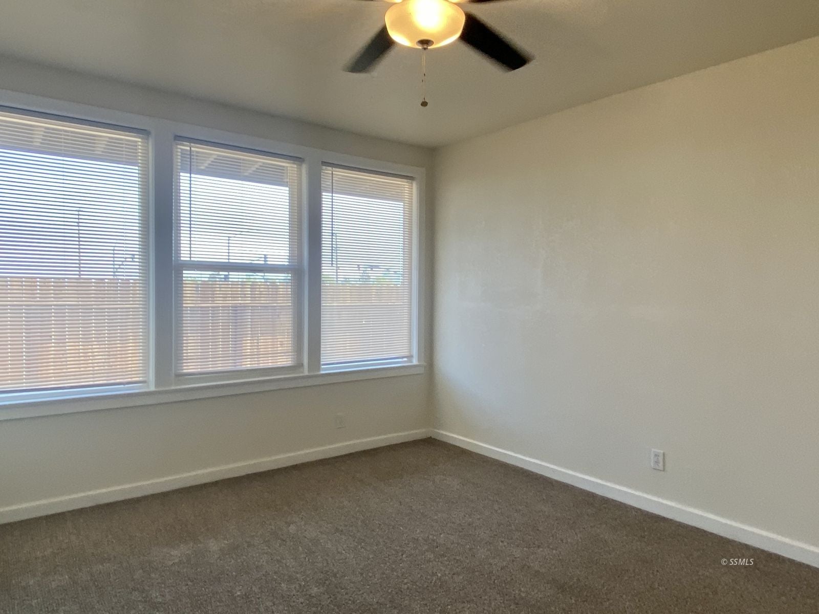 113 South Richmond Road Ridgecrest, CA 93555 - Photo 8 of 23 Gallery Image 8