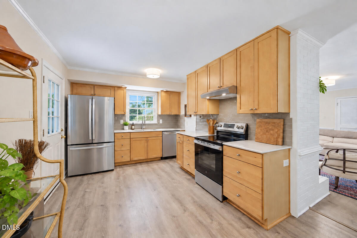 2613 West Cornwallis Road Durham, NC 27705 - Photo 14 of 47 3