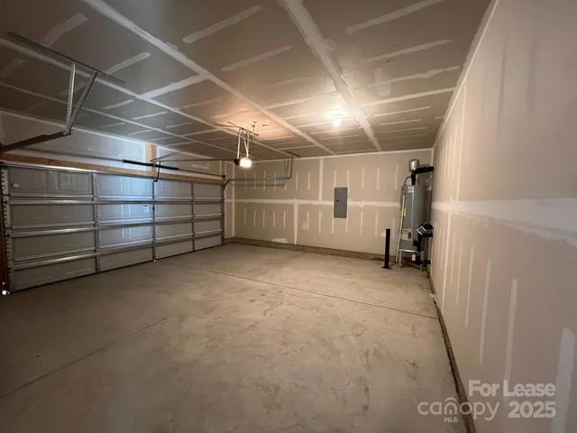 a view of empty room with an empty room