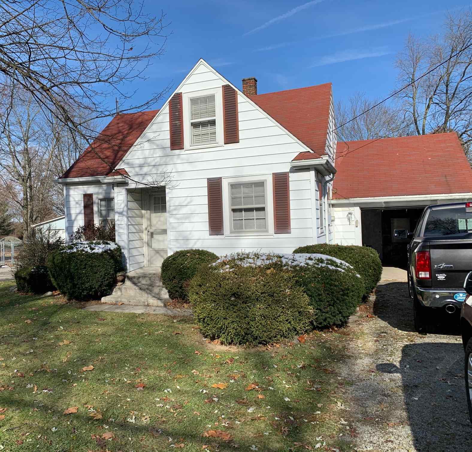 4329 East Paulding Road Fort Wayne, IN 46806 - Photo 1 of 18