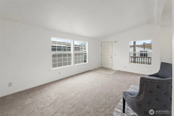 $99,950 | 10526 60th St Court East, Unit 133, Puyallup, WA 98372