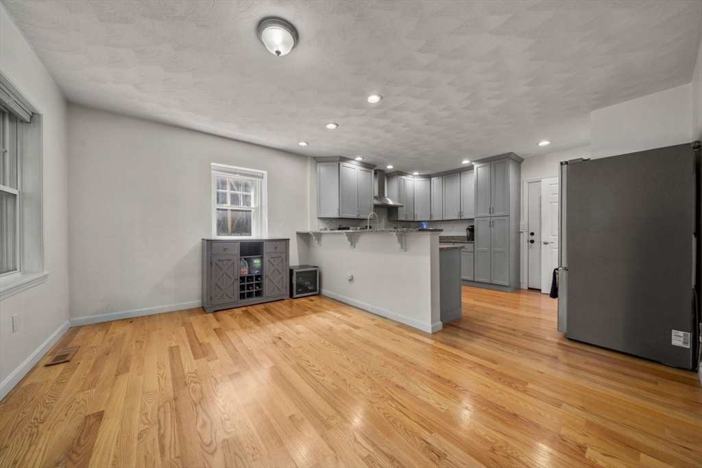55 Cherry Street, Unit 1 Chelsea, MA 02150 - Photo 4 of 34