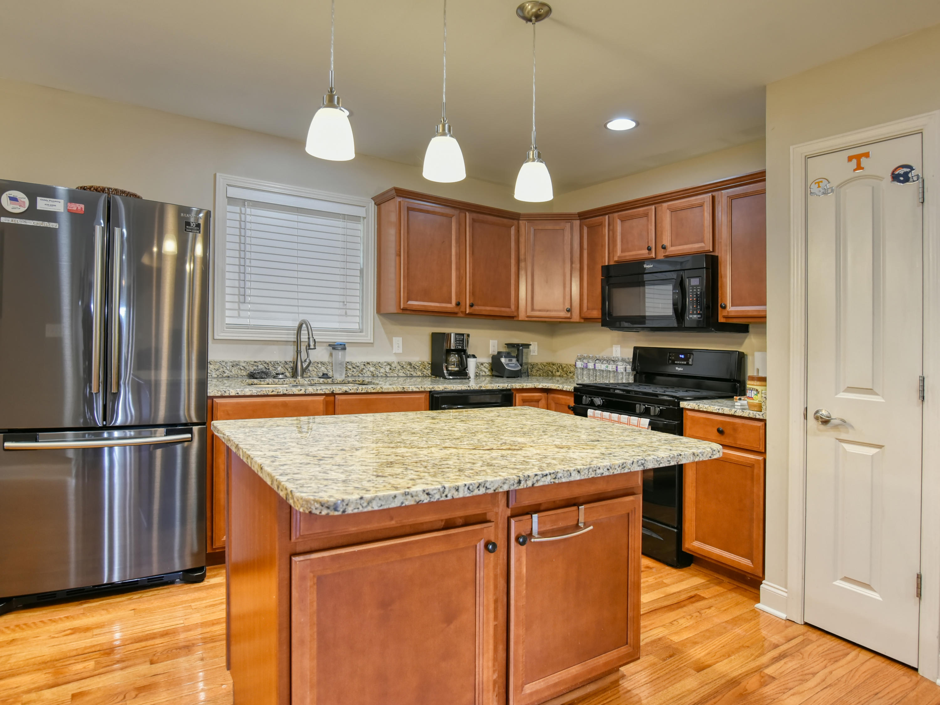 149 Crossroads Boulevard Oak Ridge, TN 37830 - Photo 4 of 24 149 Crossroads