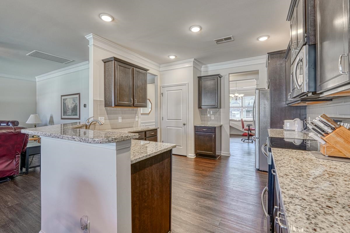 220 Nearmeadows Way Simpsonville, SC 29681 - Photo 15 of 50